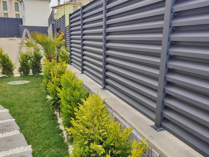 Bahçe Duvar Panjur Çit Uygulaması